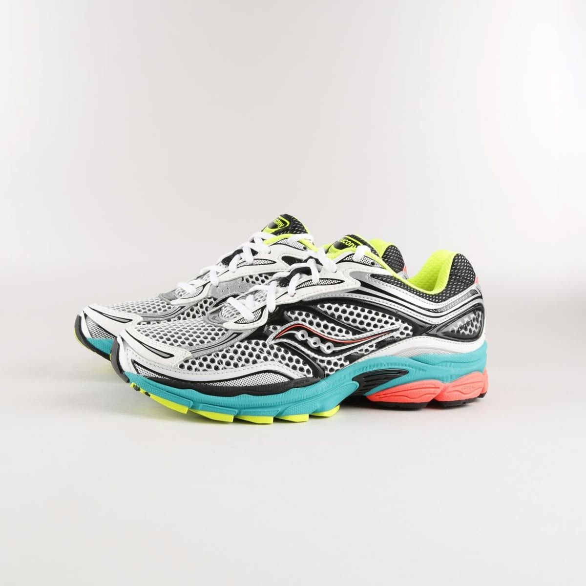 Saucony Progrid Omni 9 Mutant — Sneakers tendance édition limitée streetwear